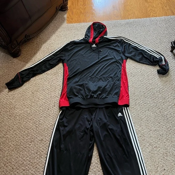 Adidas Xxl Sweatsuit - Picture 2 of 2